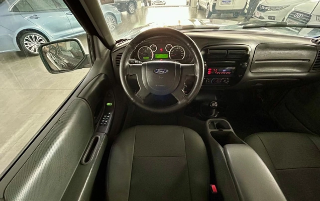 imagem-https://www.socarrao.com.br/sc-vehicle-images-prod/3997272/1790276521858-2c1a619c072a4168b5b27e54d10e7193_1790001147593.jpg