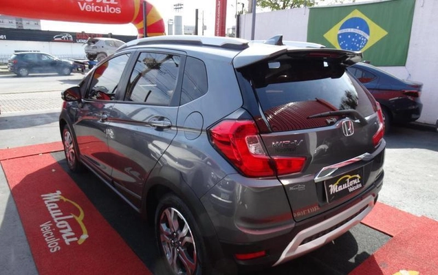 imagem-https://www.socarrao.com.br/sc-vehicle-images-prod/3997275/1790005570214-8411424_4_B_bebb330068.jpeg