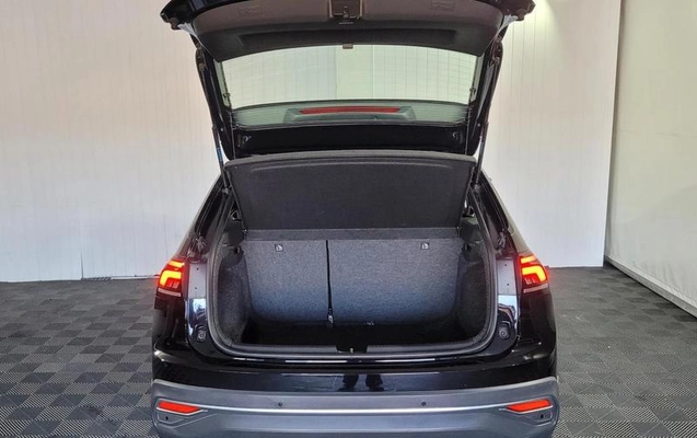 imagem-https://www.socarrao.com.br/sc-vehicle-images-prod/3997279/1790001286573-8237113_15_B_944b166f1f.jpeg
