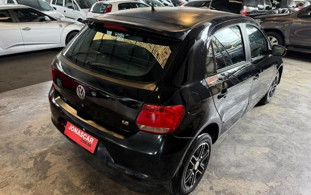 imagem-https://www.socarrao.com.br/sc-vehicle-images-prod/3997409/1790001698018-8486855_17_B_a19db6d084.jpeg