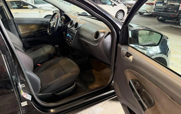 imagem-https://www.socarrao.com.br/sc-vehicle-images-prod/3997409/1790001698030-8486855_7_B_3d6292c013.jpeg