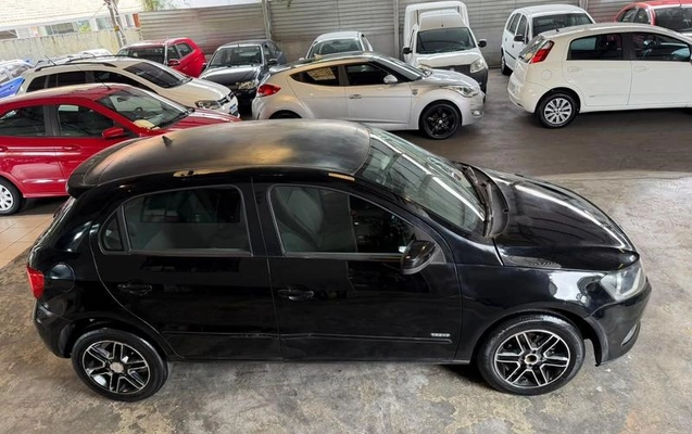 imagem-https://www.socarrao.com.br/sc-vehicle-images-prod/3997409/1790001698035-8486855_13_B_6fb354a67e.jpeg