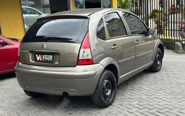 imagem-https://www.socarrao.com.br/sc-vehicle-images-prod/3997540/1790001914609-8476151_8_B_d03e2a8ddb.jpeg