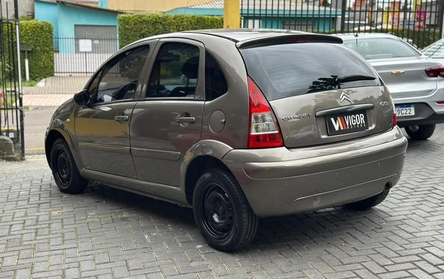 imagem-https://www.socarrao.com.br/sc-vehicle-images-prod/3997540/1790001914611-8476151_10_B_ec59460d30.jpeg