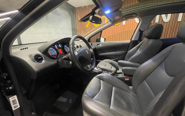 imagem-https://www.socarrao.com.br/sc-vehicle-images-prod/3997590/1790001992378-640322ca-674b-4872-a083-a54411e33909.jpg