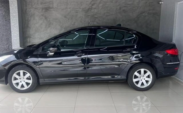 imagem-https://www.socarrao.com.br/sc-vehicle-images-prod/3997750/1790002374287-8496321_1_B_858f38f0d1.jpeg