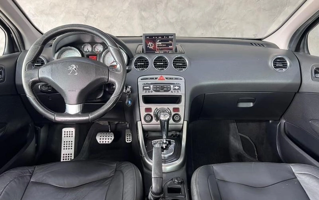 imagem-https://www.socarrao.com.br/sc-vehicle-images-prod/3997750/1790002374305-8496321_13_B_eb971fbd2e.jpeg