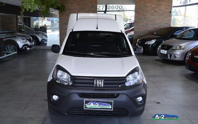 imagem-https://www.socarrao.com.br/sc-vehicle-images-prod/3997763/1790002464128-8490666_8_B_6c65feada6.jpeg