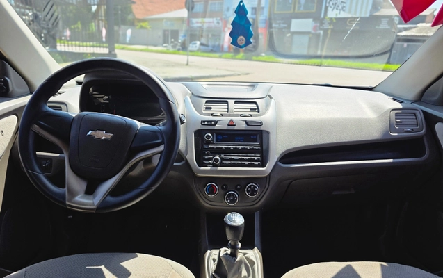 imagem-https://www.socarrao.com.br/sc-vehicle-images-prod/3997769/1790002480652-MjAyNjA5MjFfMTExMDQ5LmpwZw.jpg