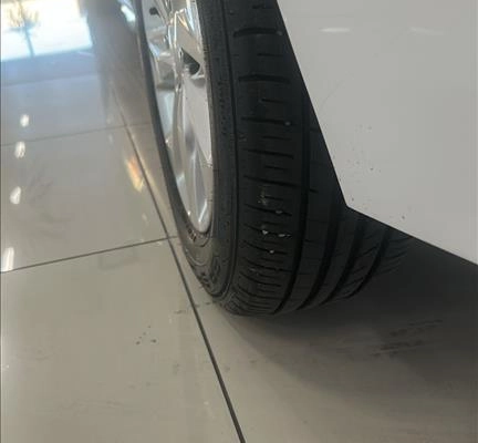 imagem-https://www.socarrao.com.br/sc-vehicle-images-prod/3997792/1790002613331-6c8ba695-4c53-4e4d-bbf8-e2fcb0ae1dde20260921114816.jpeg