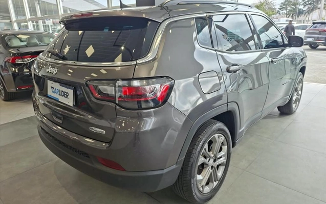 imagem-https://www.socarrao.com.br/sc-vehicle-images-prod/3997953/1790002931354-883bf9f3-5dd1-482c-aabc-e6be05f1562420260921113914.jpeg
