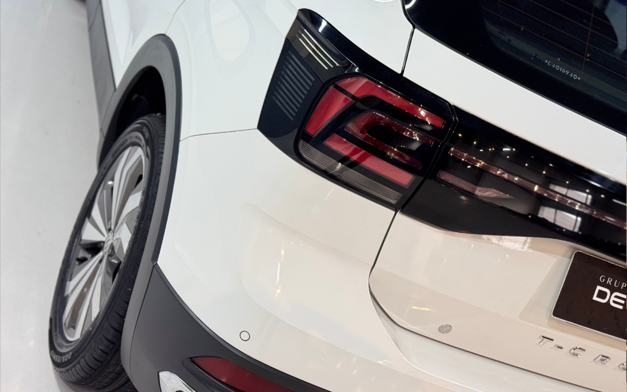 imagem-https://www.socarrao.com.br/sc-vehicle-images-prod/3998002/1790003074037-VC1Dcm9zcyBDb21mb3J0bGluZSAyMDAgLSBCUkFOQ08gLSAyMDIwIC0gIEJFWjM1OTYgKDkpLnBuZw.png