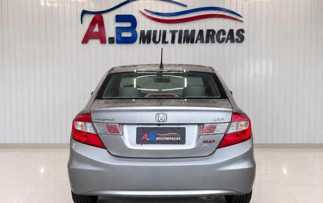 imagem-https://www.socarrao.com.br/sc-vehicle-images-prod/3998115/1790003440072-8496494_14_B_43d5fd1f97.jpeg