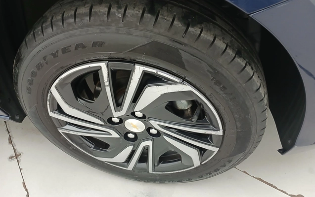 imagem-https://www.socarrao.com.br/sc-vehicle-images-prod/3998136/1790003388110-2_120943.jpg