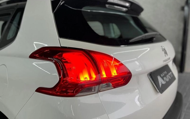 imagem-https://www.socarrao.com.br/sc-vehicle-images-prod/3998159/1790003475501-8368728_14_B_58985a0b0d.jpeg