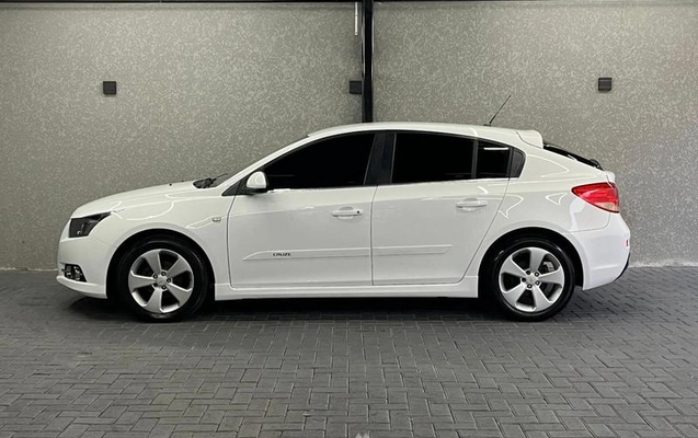 imagem-https://www.socarrao.com.br/sc-vehicle-images-prod/3998160/1790080466772-8478543_2_B_efc8842523.jpeg