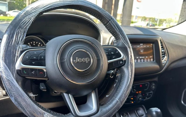 imagem-https://www.socarrao.com.br/sc-vehicle-images-prod/3998394/1790004276901-8496610_7_B_df8ea35250.jpeg