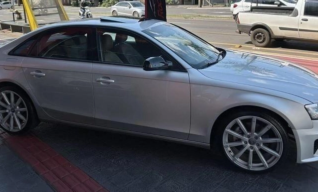 imagem-https://www.socarrao.com.br/sc-vehicle-images-prod/3998530/1790004126585-8449010_6_B_f2f76a8a11.jpeg
