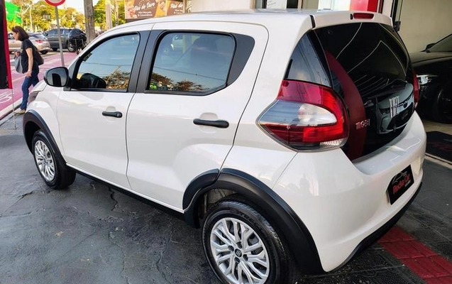 imagem-https://www.socarrao.com.br/sc-vehicle-images-prod/3998532/1790004129988-8489571_6_B_dd1cec15ec.jpeg