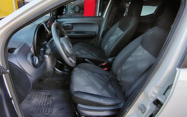imagem-https://www.socarrao.com.br/sc-vehicle-images-prod/3998532/1790004129993-8489571_9_B_9c92aabe5d.jpeg