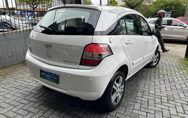 imagem-https://www.socarrao.com.br/sc-vehicle-images-prod/3998540/1790004270491-8488129_6_B_1e5eb3ecb7.jpeg