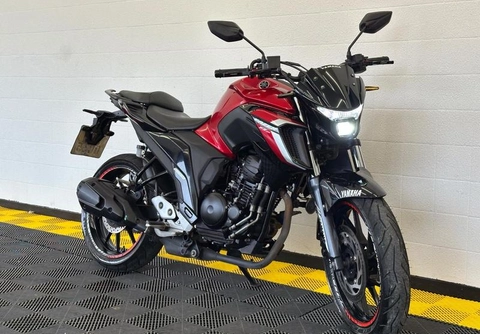 Yamaha FZ25 250 FAZER CONNECTED 2024 Vermelho — foto 1 de 3