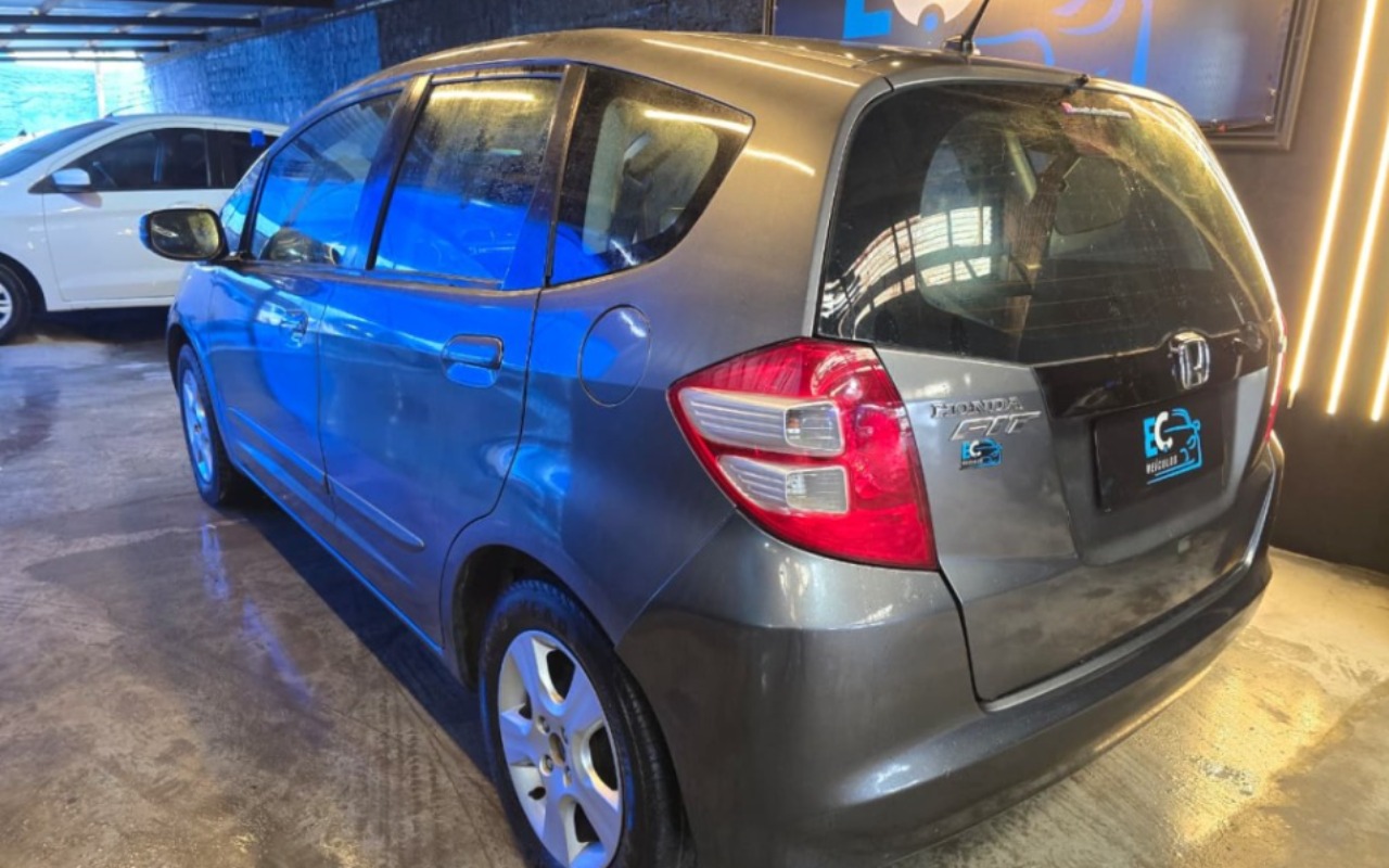 imagem-https://www.socarrao.com.br/sc-vehicle-images-prod/3998689/1790004576456-Q2FwdHVyYSBkZSB0ZWxhIDIwMjYtMDktMjEgMTIyNTM0LnBuZw.png