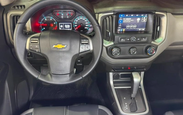 imagem-https://www.socarrao.com.br/sc-vehicle-images-prod/3998913/1790005250125-7813322_14_B_f9caddc929.jpeg
