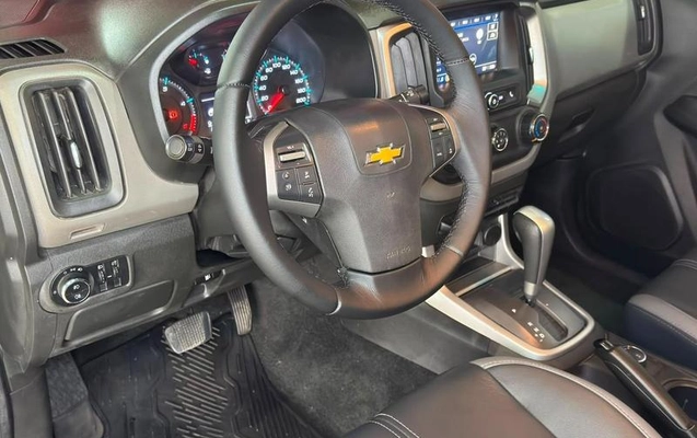 imagem-https://www.socarrao.com.br/sc-vehicle-images-prod/3998913/1790005250127-7813322_9_B_94c9f00641.jpeg