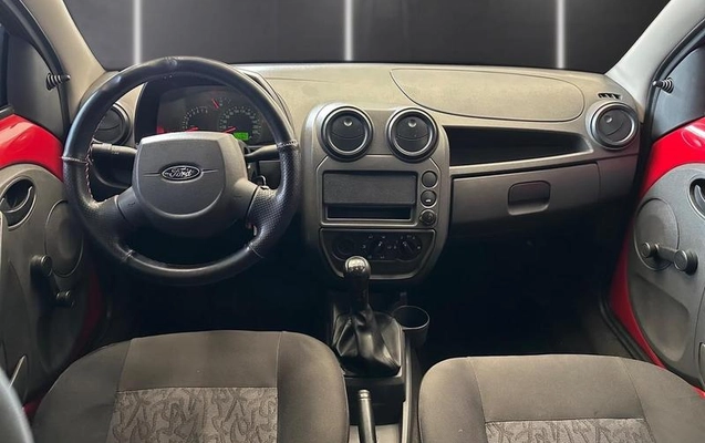imagem-https://www.socarrao.com.br/sc-vehicle-images-prod/3998916/1790023347563-8446921_9_B_bf853f3fa9.jpeg