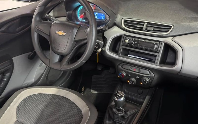 imagem-https://www.socarrao.com.br/sc-vehicle-images-prod/3998919/1790005257120-8128103_15_B_0259014ff4.jpeg