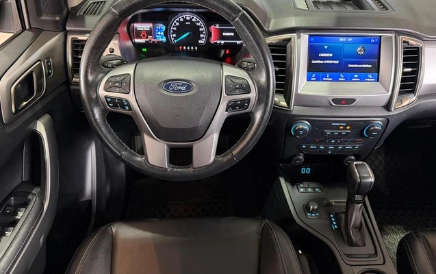 imagem-https://www.socarrao.com.br/sc-vehicle-images-prod/3998921/1790005259611-8175999_7_B_bbc3b4bf3c.jpeg