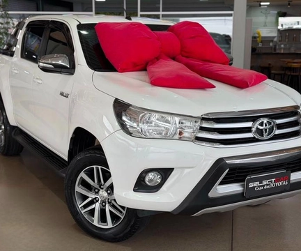 Toyota Hilux 2017 Branco — foto 1 de 3