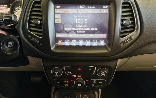 imagem-https://www.socarrao.com.br/sc-vehicle-images-prod/3998933/1790005268100-8257438_8_B_4b63c2650d.jpeg