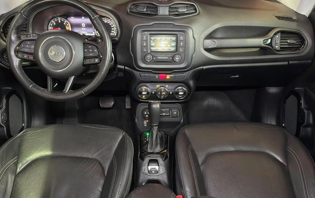 imagem-https://www.socarrao.com.br/sc-vehicle-images-prod/3998935/1790005269797-8276769_12_B_d658a5d99b.jpeg