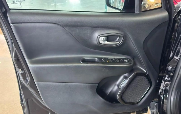 imagem-https://www.socarrao.com.br/sc-vehicle-images-prod/3998935/1790005269798-8276769_10_B_d998ba7622.jpeg