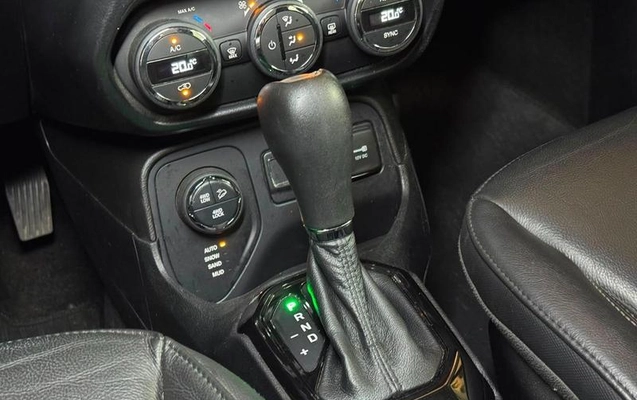 imagem-https://www.socarrao.com.br/sc-vehicle-images-prod/3998935/1790005269798-8276769_19_B_ac410d000e.jpeg