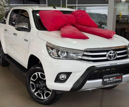 Toyota Hilux 2018 Branco — foto 1 de 3