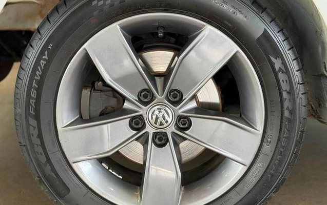 imagem-https://www.socarrao.com.br/sc-vehicle-images-prod/3998960/1790005303350-8321736_16_B_88c24e47d2.jpeg