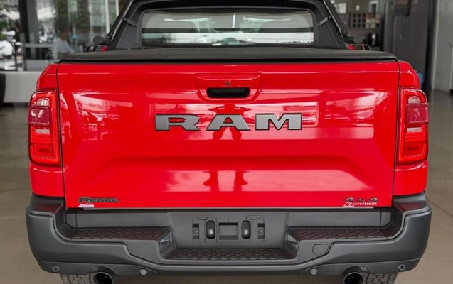 imagem-https://www.socarrao.com.br/sc-vehicle-images-prod/3998968/1790005311906-8388365_5_B_f0d22c0f8b.jpeg
