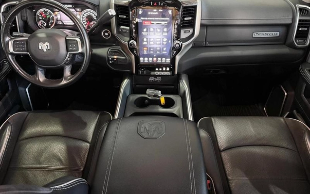 imagem-https://www.socarrao.com.br/sc-vehicle-images-prod/3998971/1790005314727-8396808_29_B_9cab4cd748.jpeg