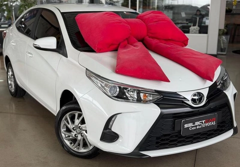 Toyota Yaris 2025 Branco — foto 1 de 3