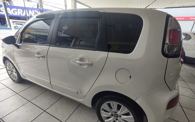 imagem-https://www.socarrao.com.br/sc-vehicle-images-prod/3999294/1790017818781-SU1HXzIwMjYwOTIxXzExMTIyMzcyN19IRFIuanBn.jpg