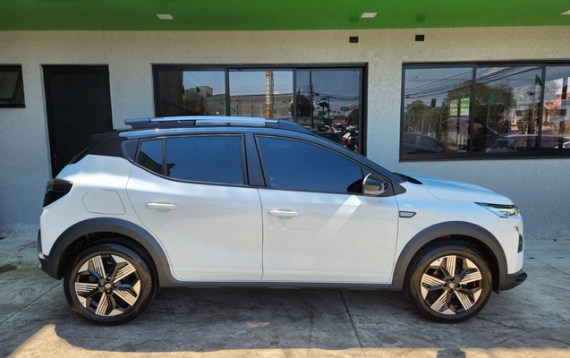 imagem-https://www.socarrao.com.br/sc-vehicle-images-prod/3999300/1790005926963-SzUuanBlZw.jpeg
