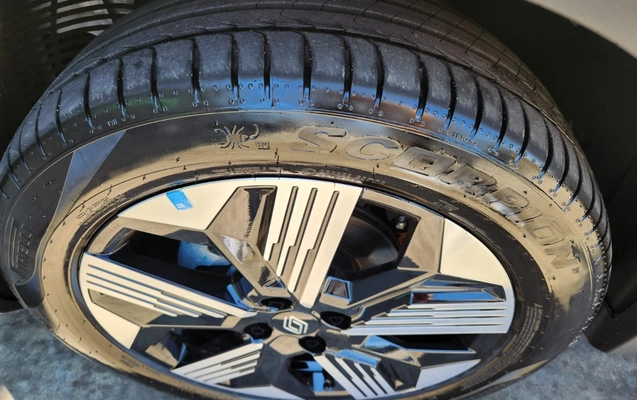 imagem-https://www.socarrao.com.br/sc-vehicle-images-prod/3999300/1790005928598-SzE2LmpwZWc.jpeg