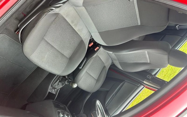 imagem-https://www.socarrao.com.br/sc-vehicle-images-prod/3999362/1790006125255-8479988_8_B_757d81aec3.jpeg