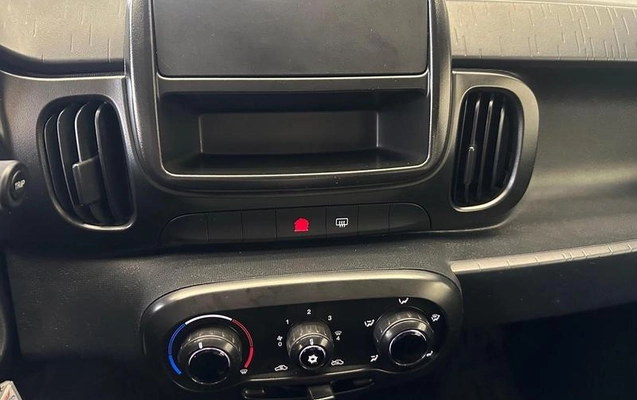 imagem-https://www.socarrao.com.br/sc-vehicle-images-prod/3999363/1790027521060-8488590_13_B_99c73799ff.jpeg