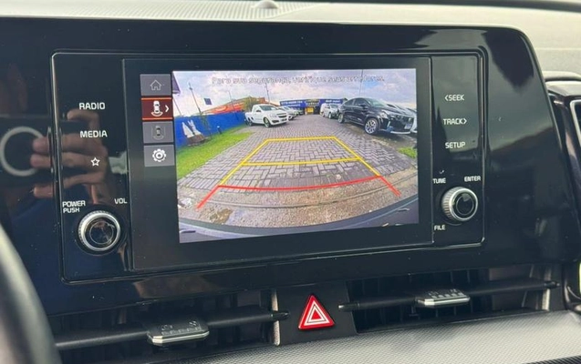imagem-https://www.socarrao.com.br/sc-vehicle-images-prod/3999658/1790024252450-8496710_15_B_02b9ca9bd1.jpeg
