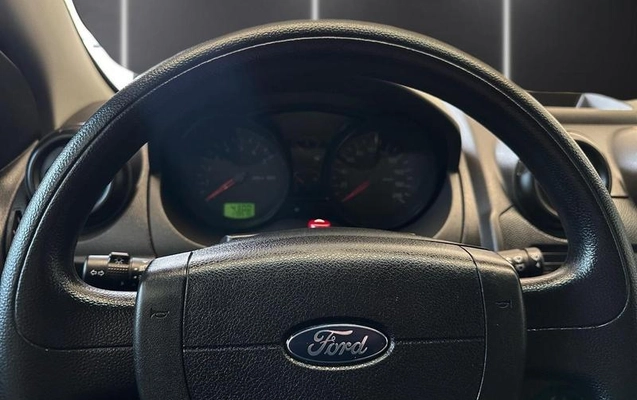 imagem-https://www.socarrao.com.br/sc-vehicle-images-prod/3999659/1790027423227-8388484_2_B_e2eb68d797.jpeg