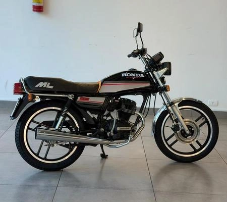 imagem-https://www.socarrao.com.br/sc-vehicle-images-prod/3999670/1790014391366-8493278_12_B_3f9219d58e.jpeg